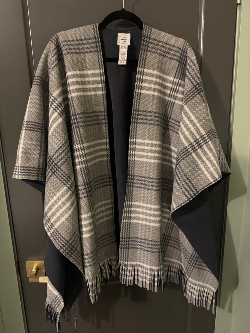 Marina Luna Gray & Black Layered Poncho - One Size - great condition